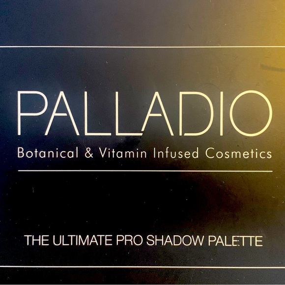 The ultimate Pro shadow pallet - Picture 3 of 4